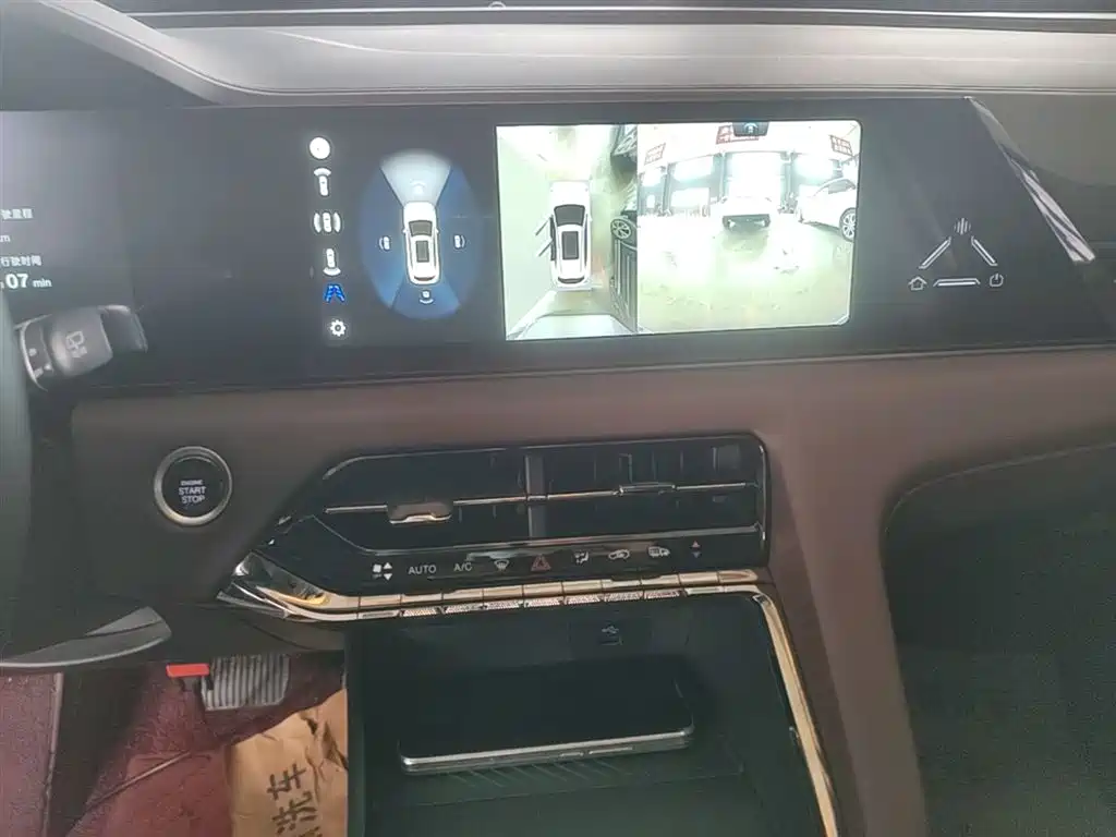 Sehol X8 PLUS 2023 2023 1.5TGDI DCT Smart Enjoyment Edition (7-seater)