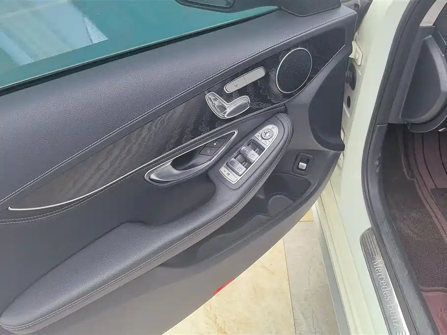 Mercedes-Benz C-Class 2016 C 200 Sport фото 7