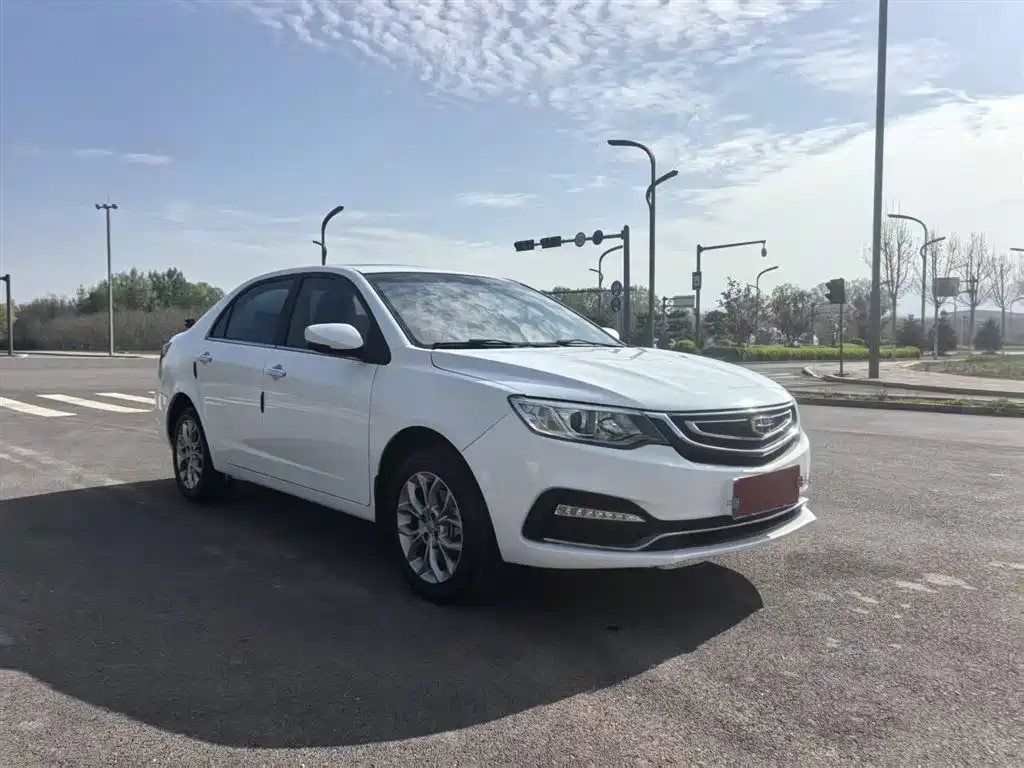 Фото 4 - Geely Vision