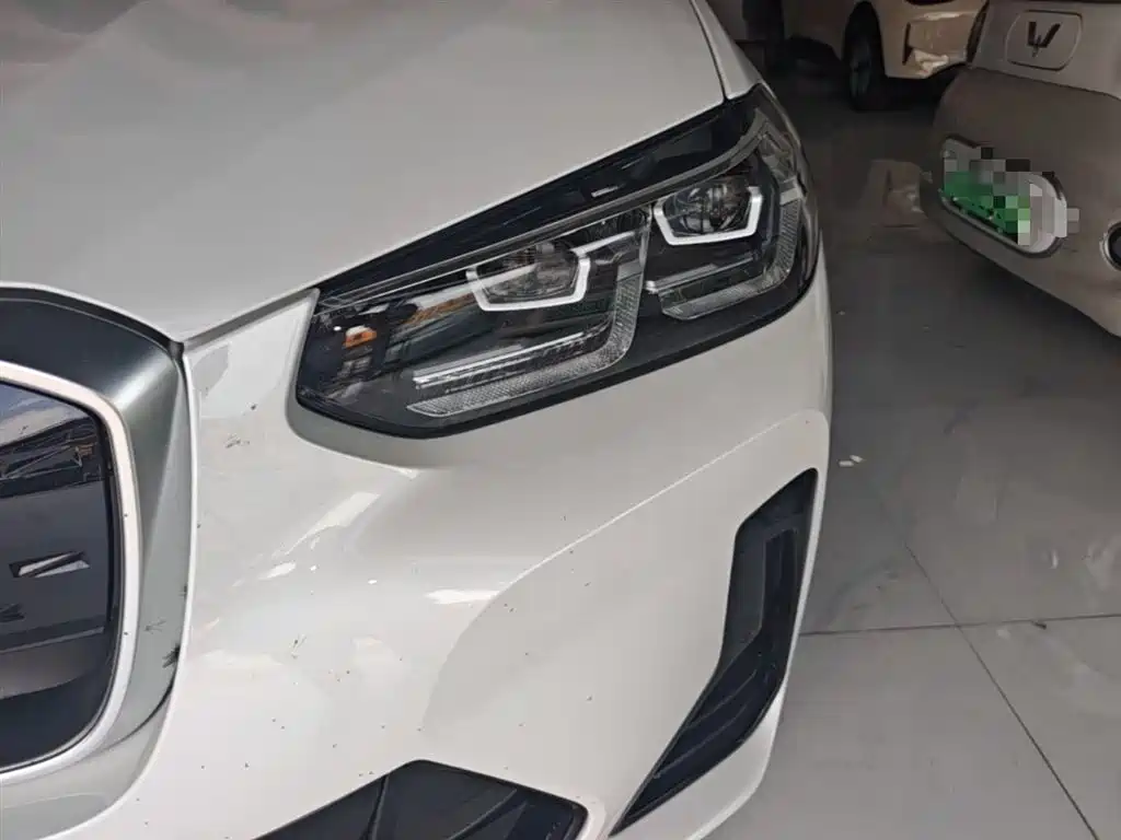 BMW iX3 2022 Facelift Leading Model фото 24