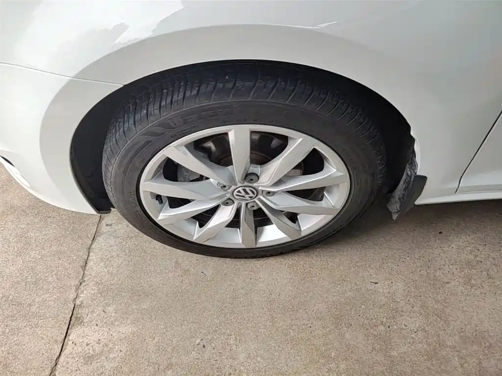 Volkswagen Golf 2015 1.4TSI Automatic Flagship фото 23