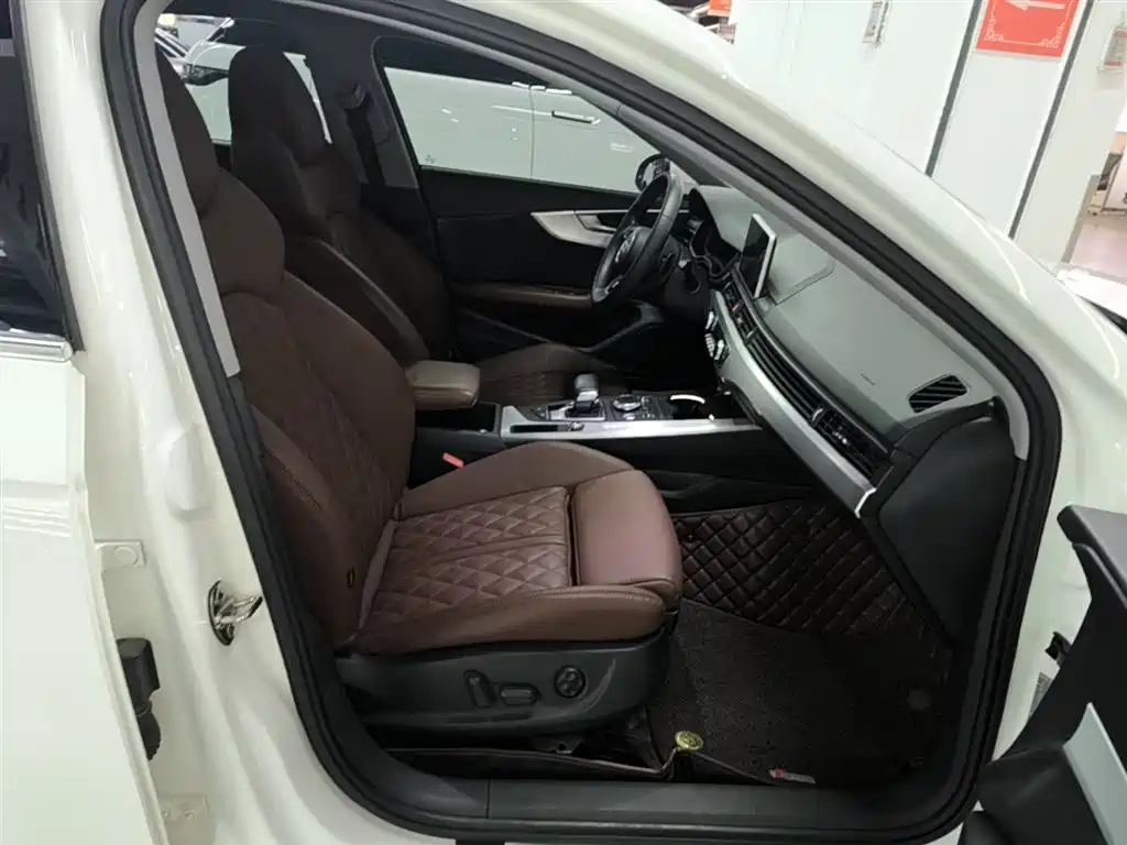Audi A4L 2019 40 TFSI Fashion (China V) фото 25