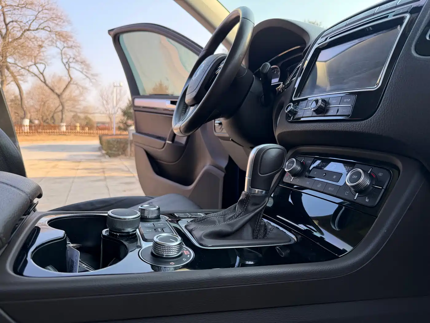 Volkswagen Touareg 2017 3.0TSI Explorer Edition фото 9