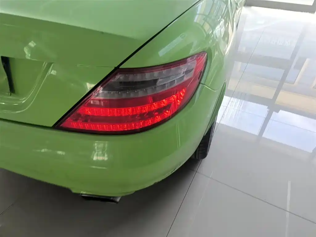 Mercedes-Benz SLK-Class 2011 SLK 200 Fashion фото 8