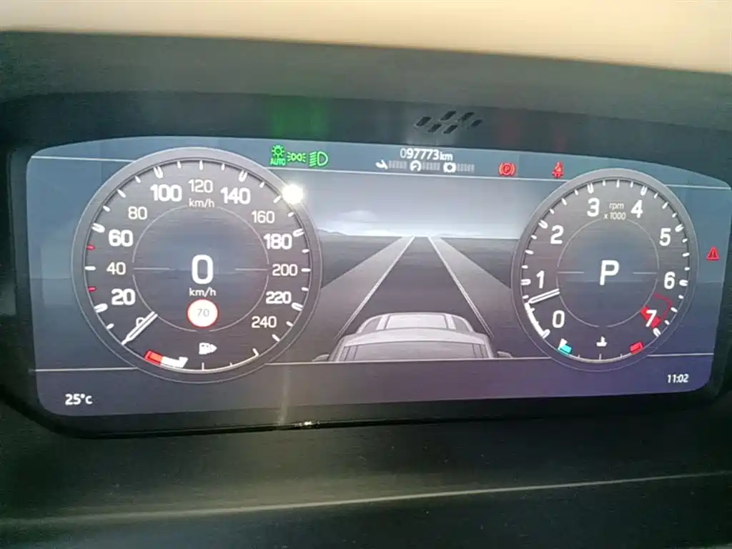 Land Rover Defender 2020 Model 110 P400 HSE фото 12