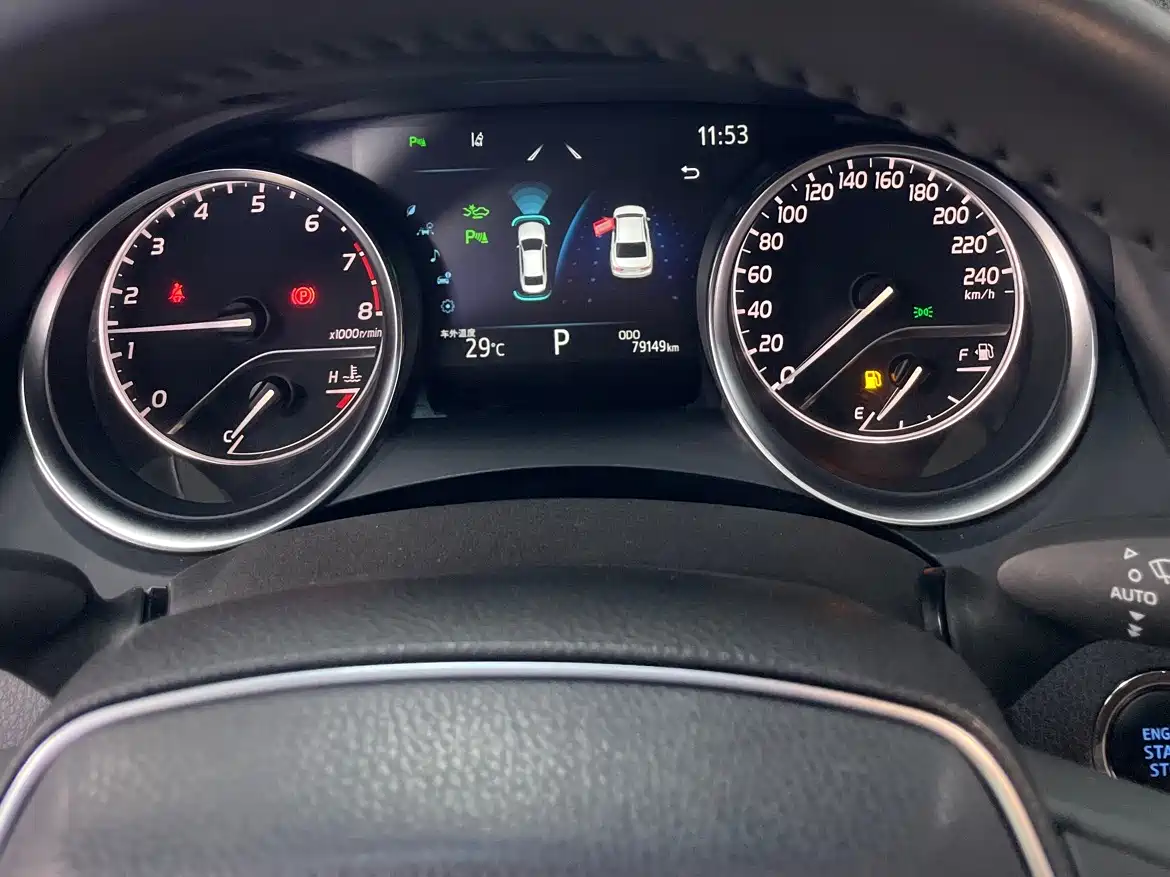 Toyota Camry 2021 2.0G Luxury Edition фото 14