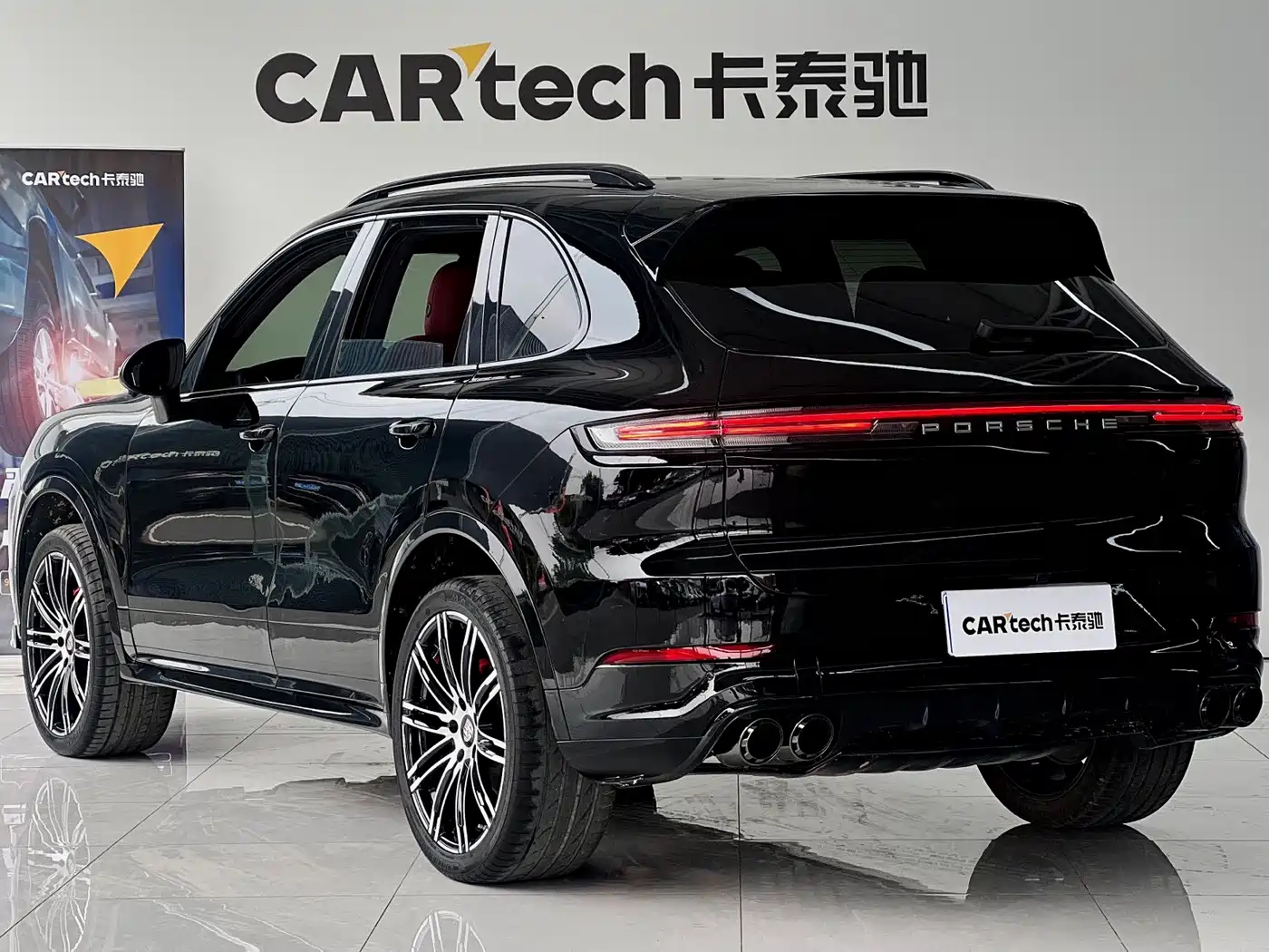 Porsche Cayenne 2011 Cayenne 3.0T фото 10
