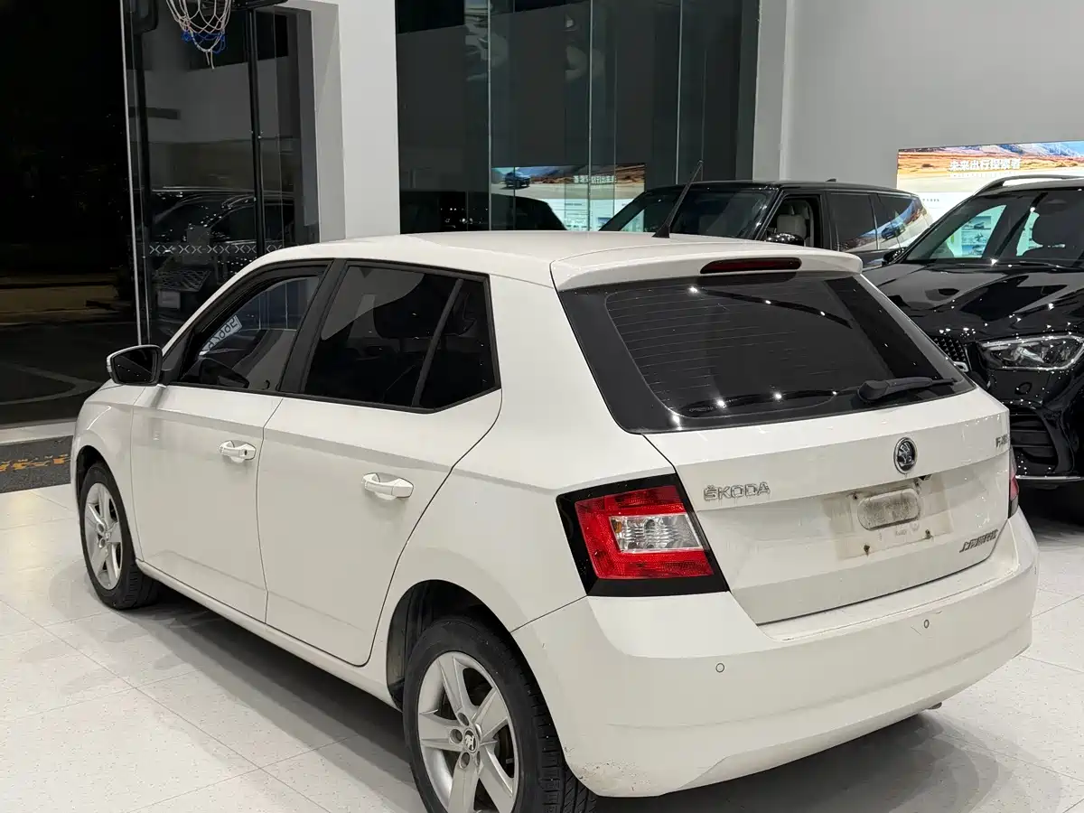 Photo 5 - Škoda Fabia