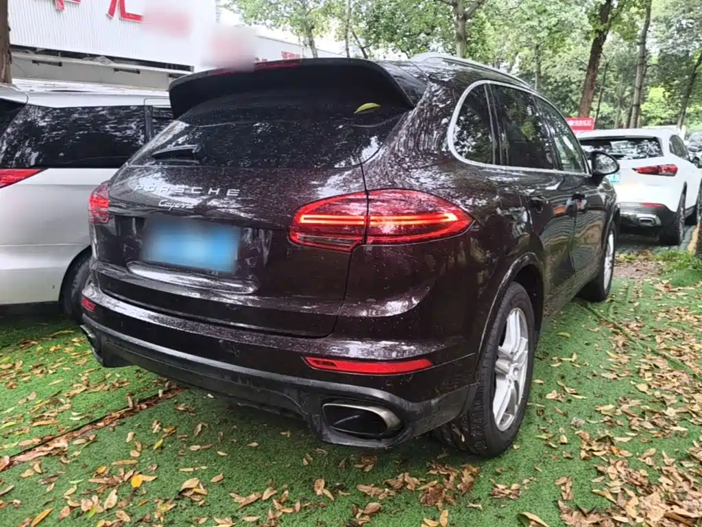 Фото 7 - Porsche Cayenne