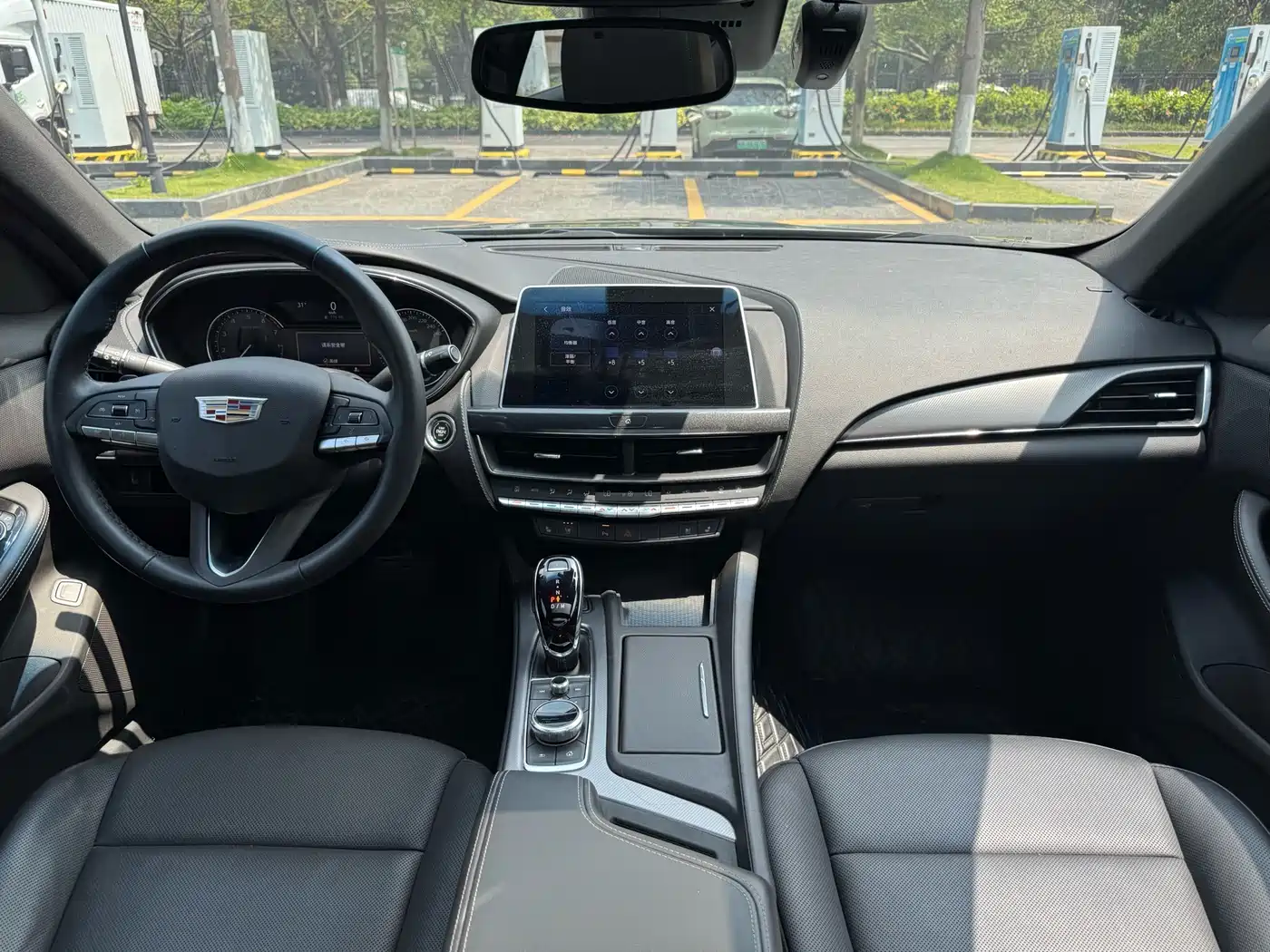 Cadillac CT5 2022 28T Luxury (Standard) фото 16