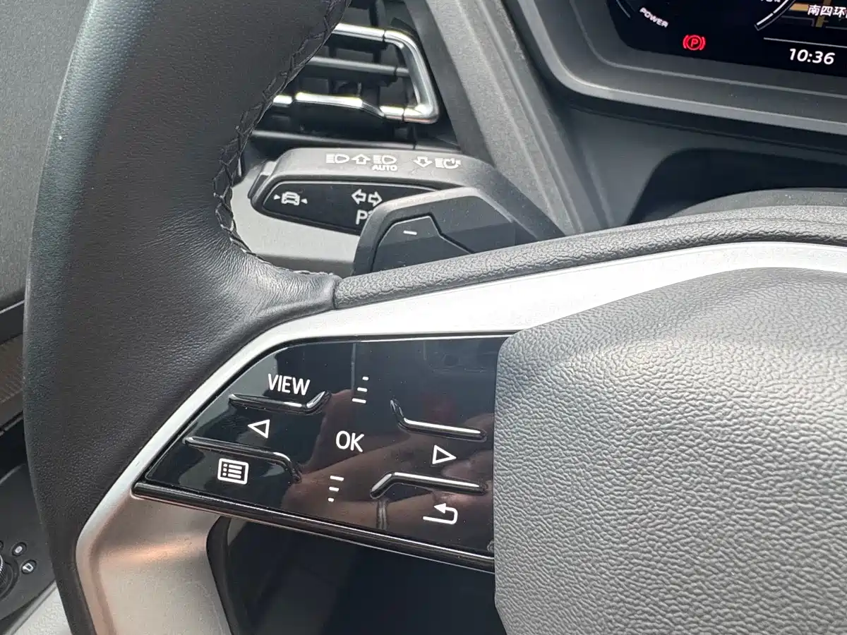 Audi Q5 e-tron 2022 40 e-tron Starlight Edition Brocade Package фото 29