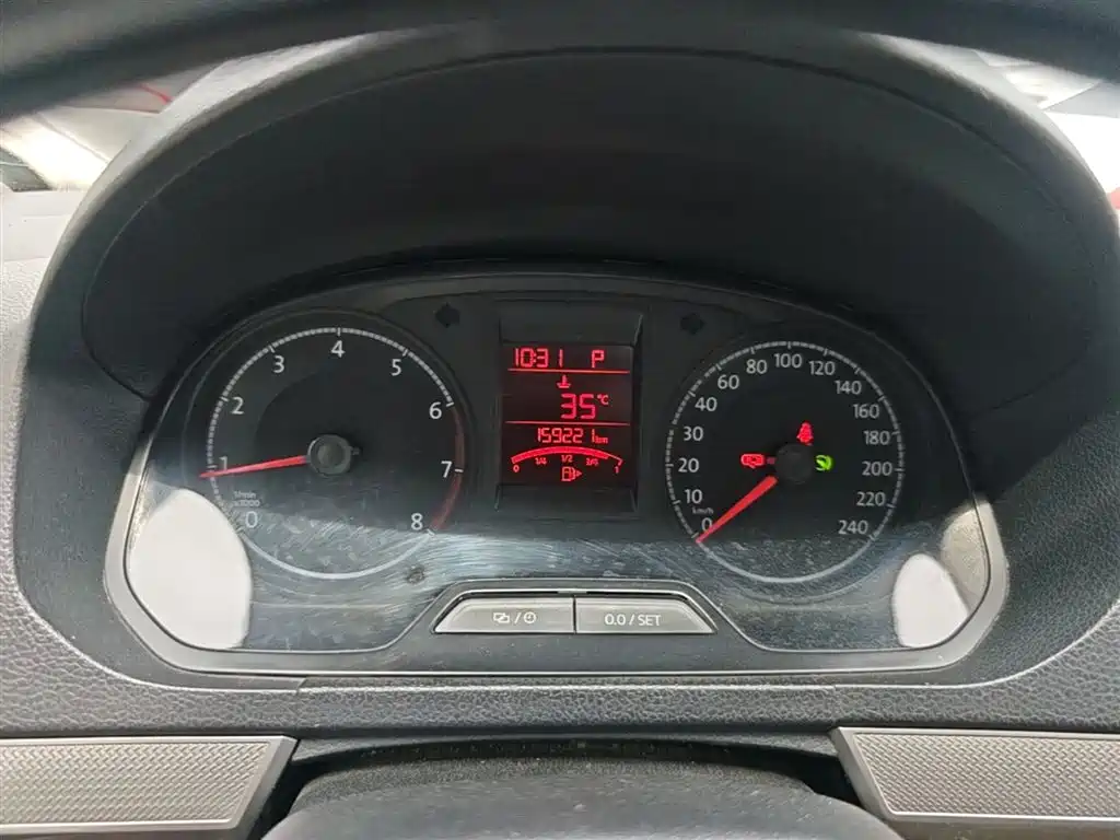 Volkswagen Jetta 2017 1.5L Automatic Comfort фото 19