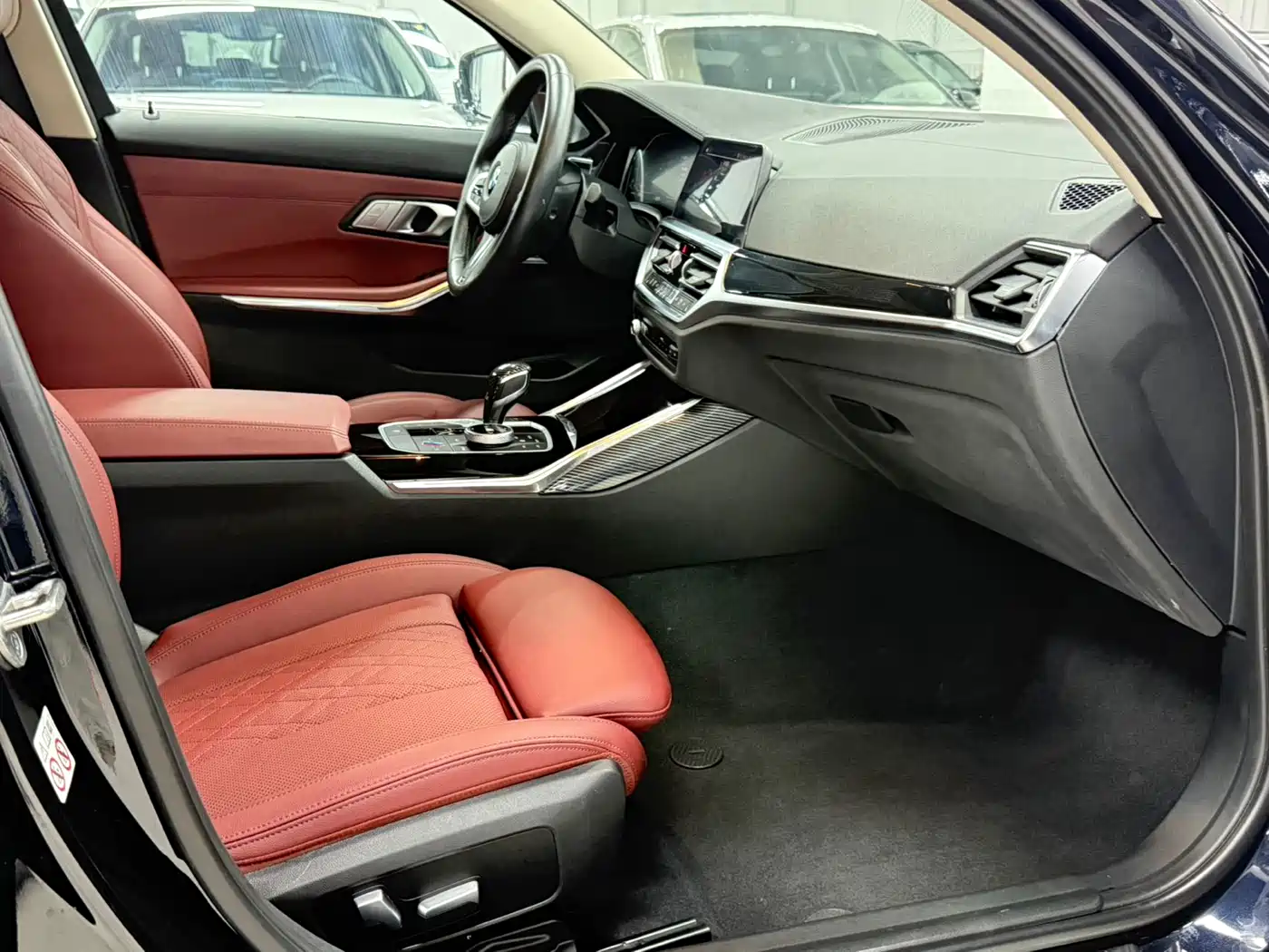 BMW 3 Series 2022 320Li M Sport Package фото 18
