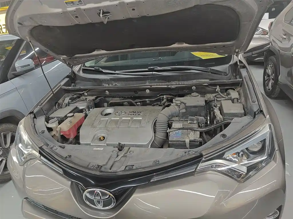 Toyota RAV4 Rongfang 2016 2.0L CVT 2WD Smart (China V) фото 16