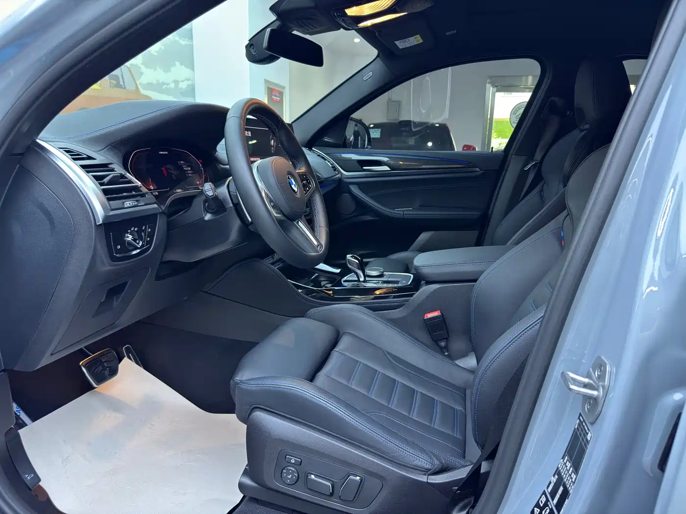 BMW X4 M40i 2022 M40i фото 11
