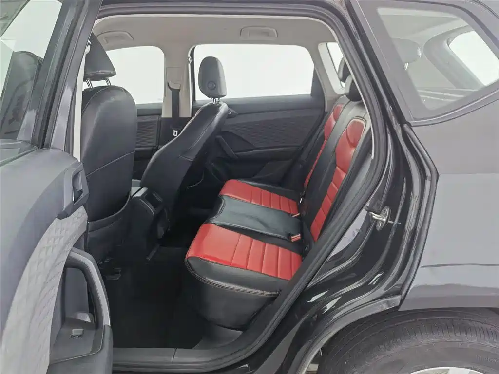Volkswagen Tharu 2021 Model 280TSI 2WD Trend Edition фото 15