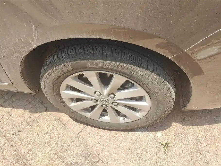 Buick GL8 2018 28T Luxury Model China VI фото 6