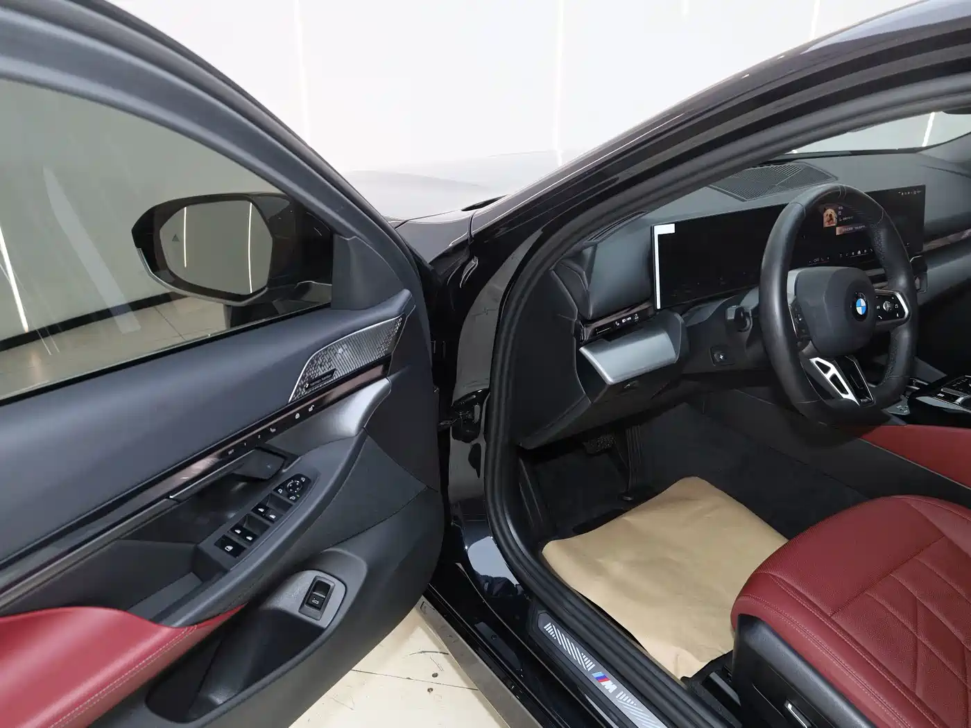 BMW 5 Series 2025 2025 530Li Leading M Sport Package