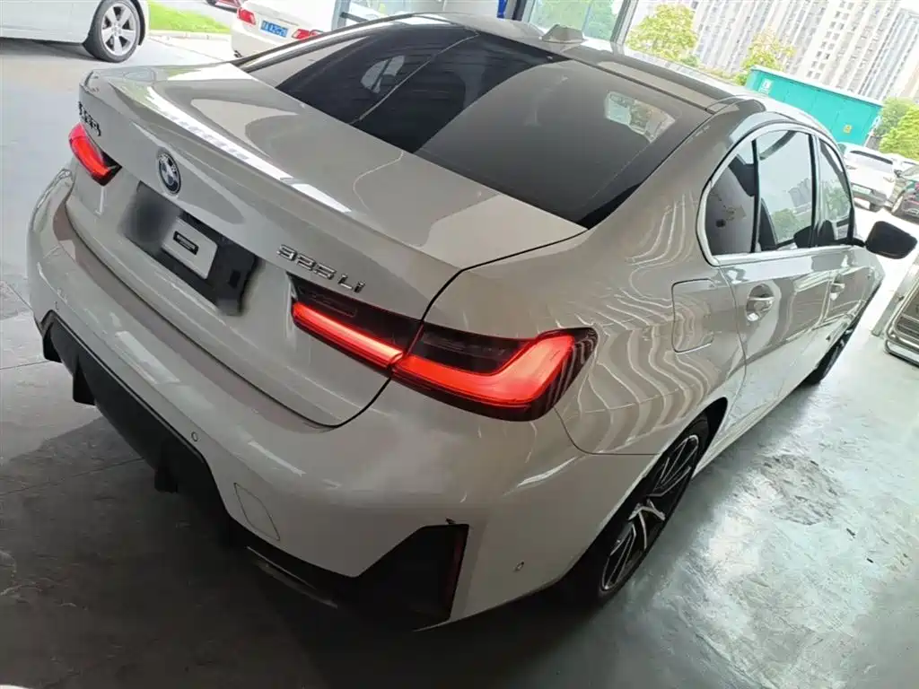 BMW 3 Series 2023 325Li M Sport Package фото 7