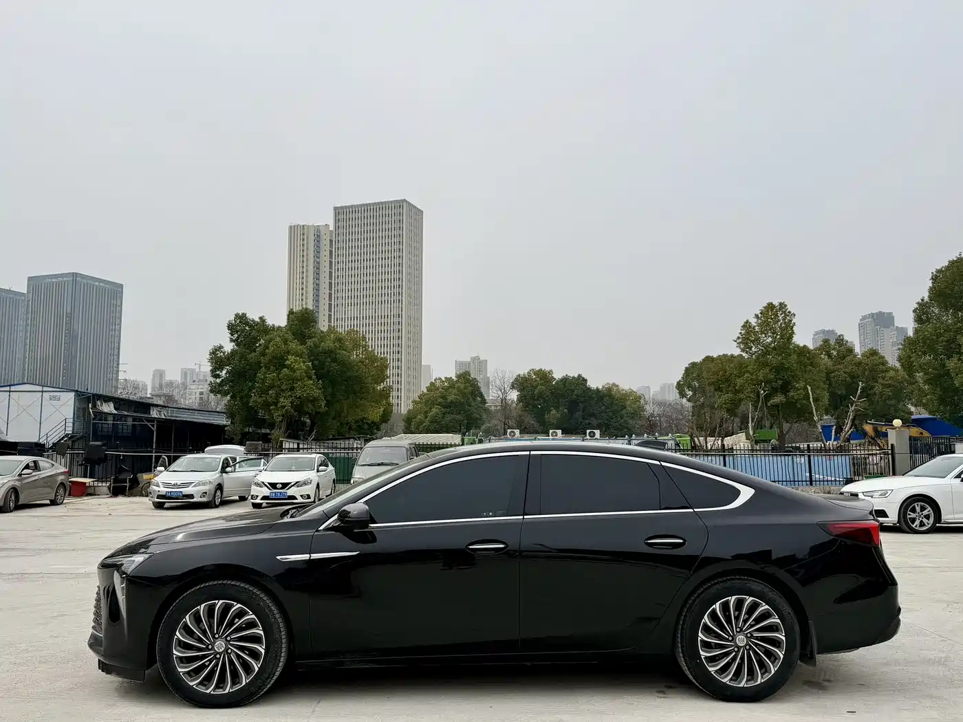 Buick LaCrosse 2023 28T Premium Edition фото 5