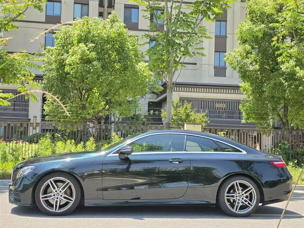Mercedes-Benz E-Class (Import) 2017 E 200 Coupe фото 4