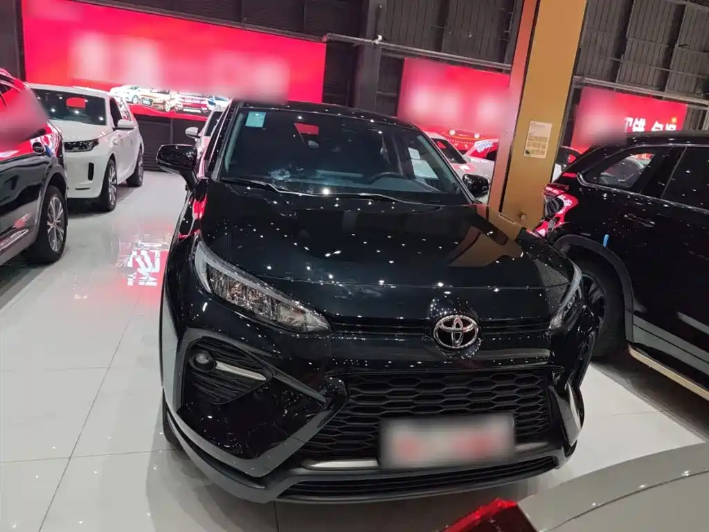 Toyota Wildlander 2023 2.0L CVT FWD LE фото 8