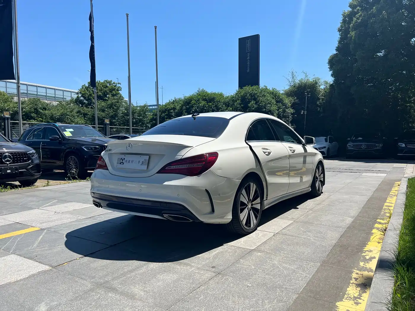 Mercedes-Benz CLA (Import) 2016 CLA 200 Fashion фото 14