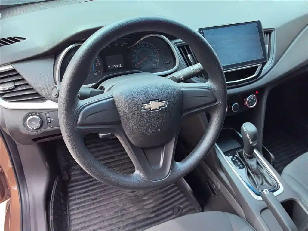 Chevrolet Cavalier 2016 1.5L Automatic Enjoyment Edition фото 3