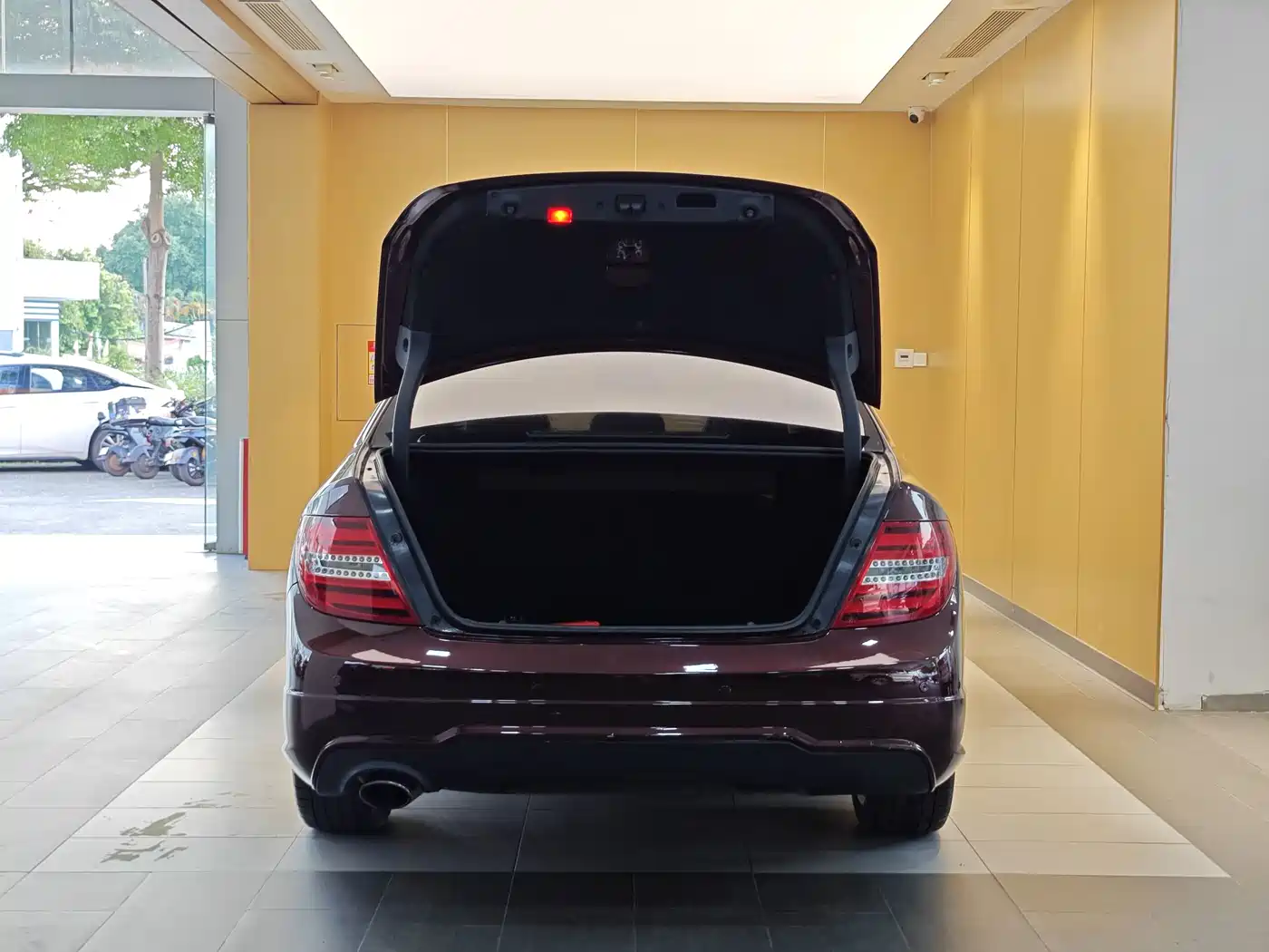 Mercedes-Benz C-Class 2013 C 180 Classic Grand Edition фото 29