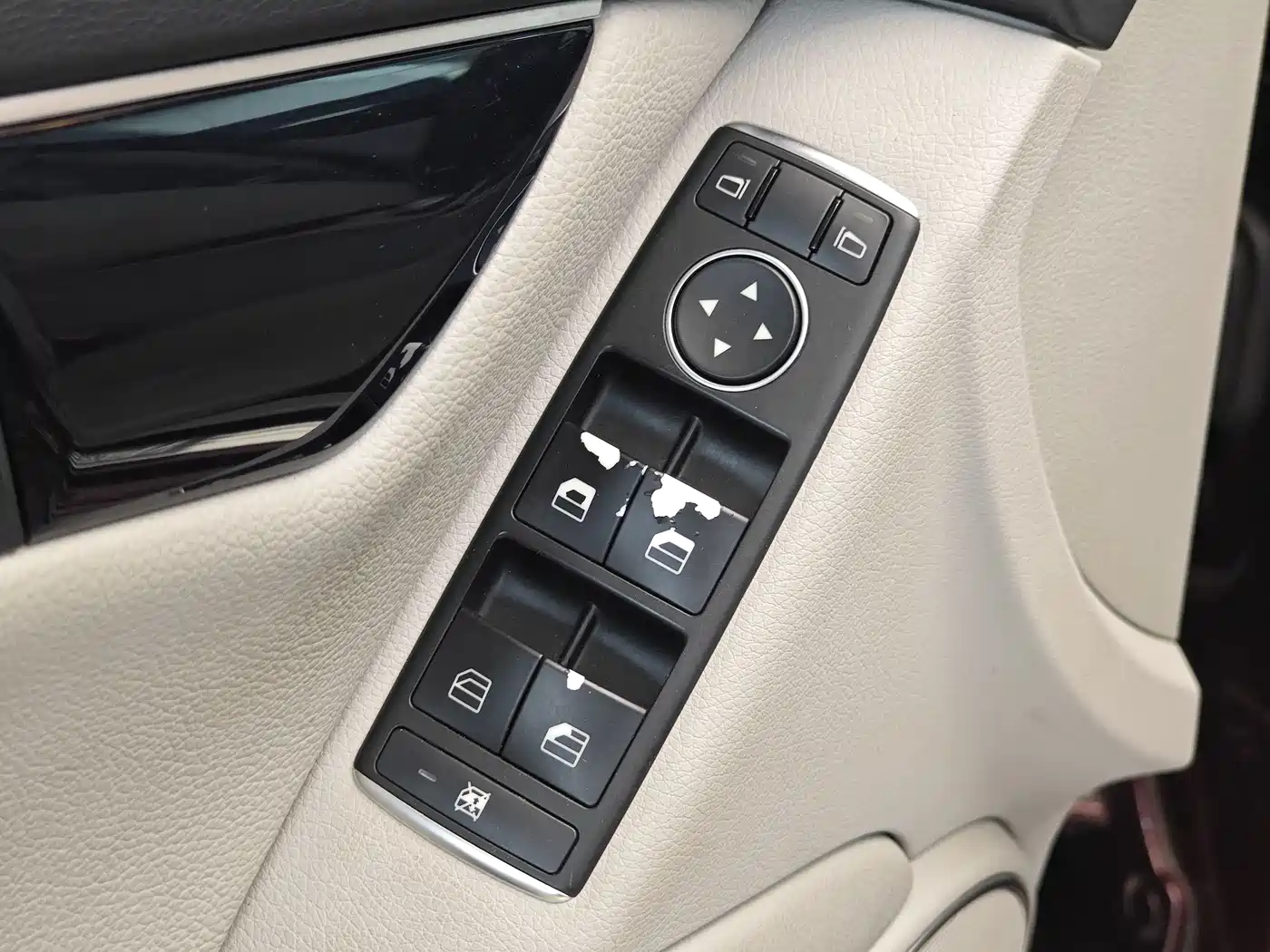 Mercedes-Benz C-Class 2013 C 180 Classic Grand Edition фото 10