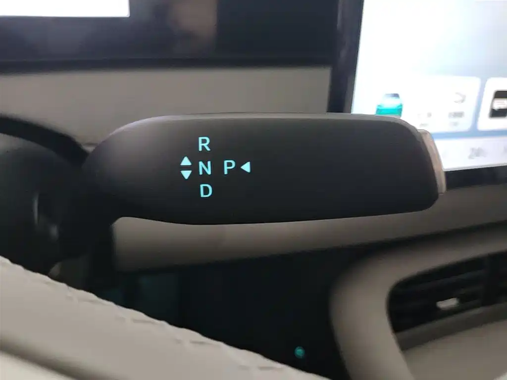 BYD Sealion 06 New Energy 2025 DM-i 170 Pilot Pro Edition фото 14