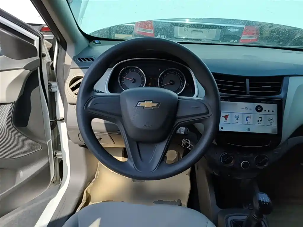 Chevrolet Sail 2015 Sail 3 1.3L Manual Cozy Edition фото 11