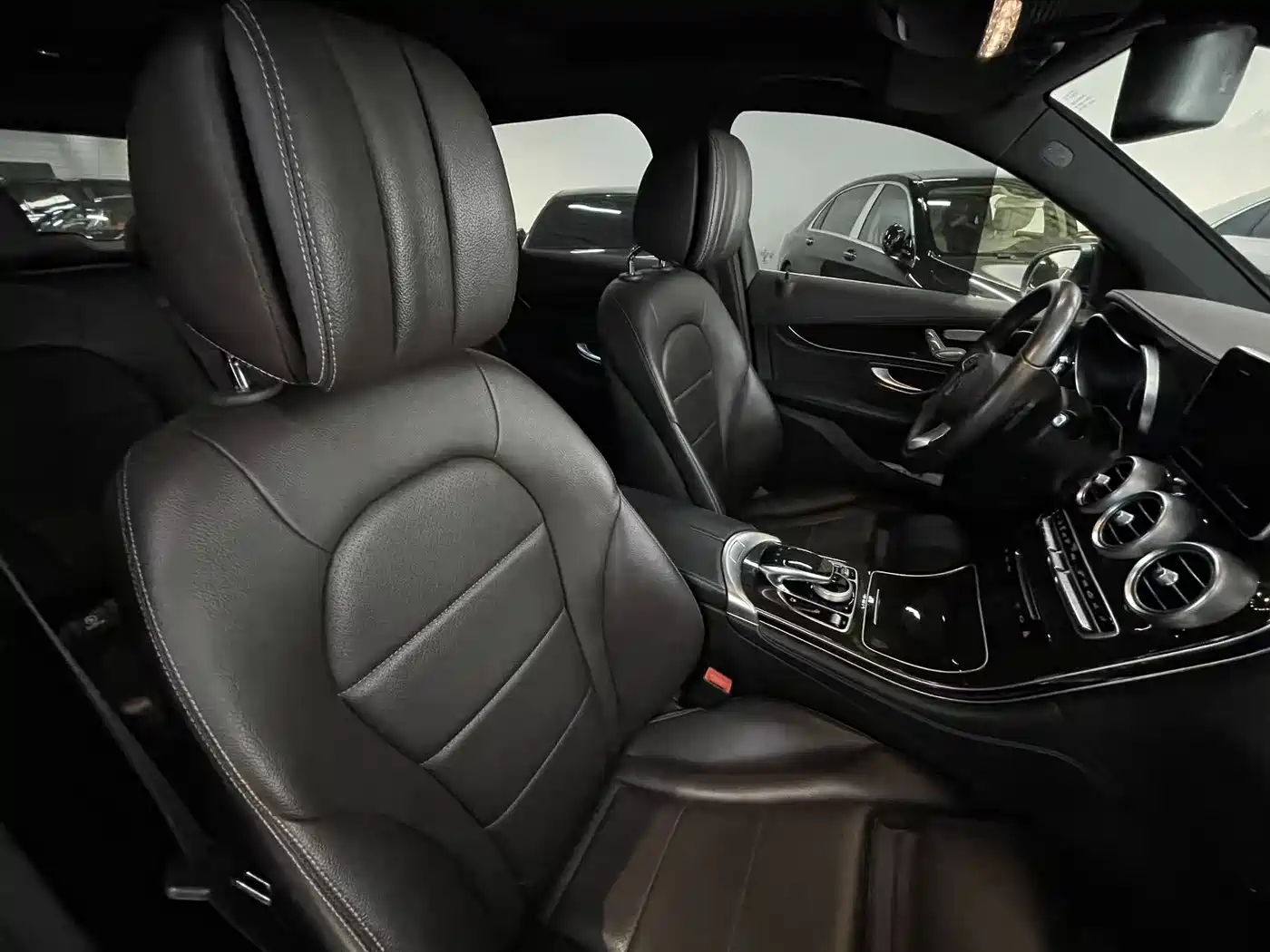 Mercedes-Benz GLC 2016 GLC 260 4MATIC Dynamic фото 14