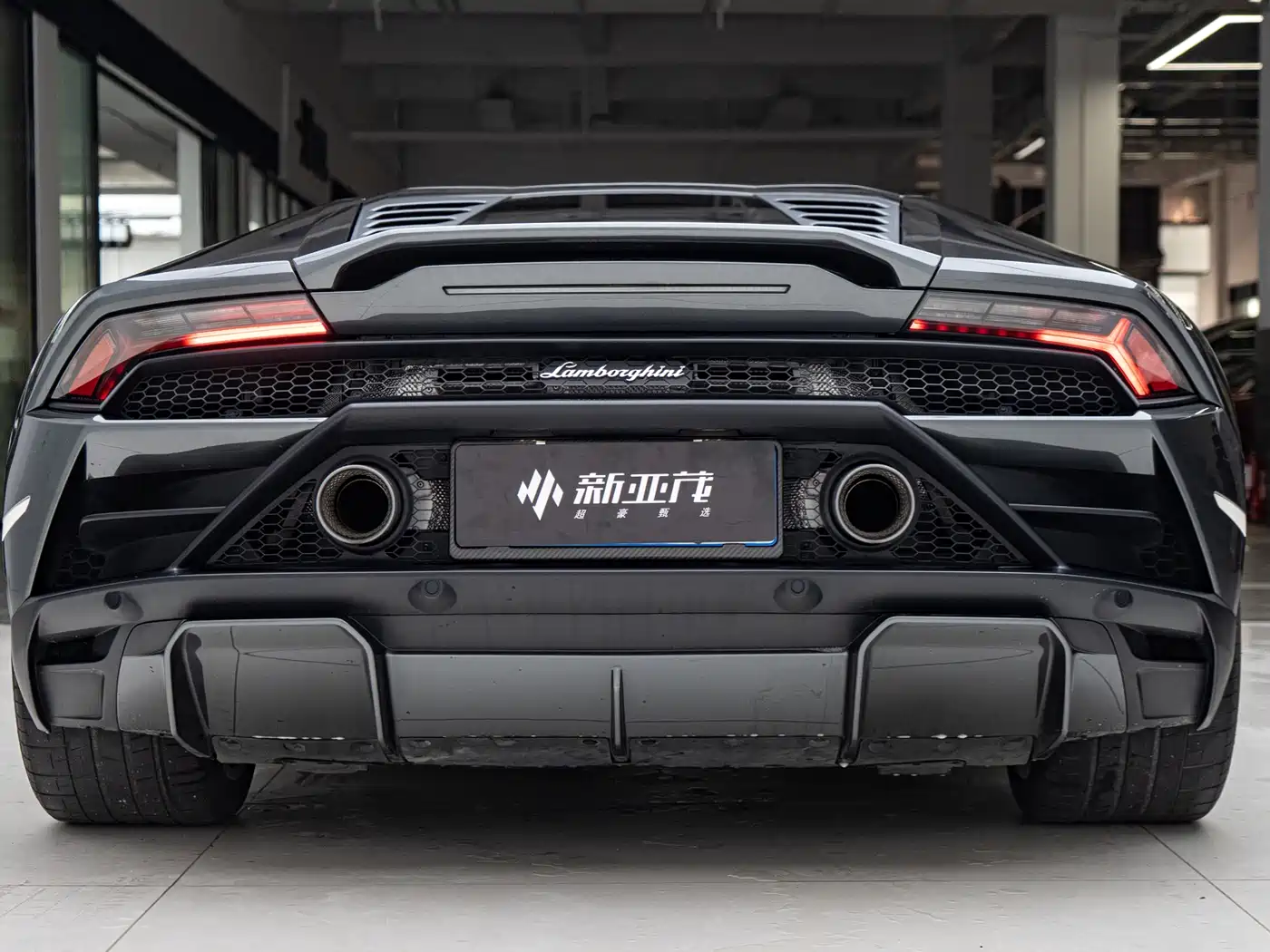 Lamborghini Huracán 2020 Huracán EVO RWD фото 12