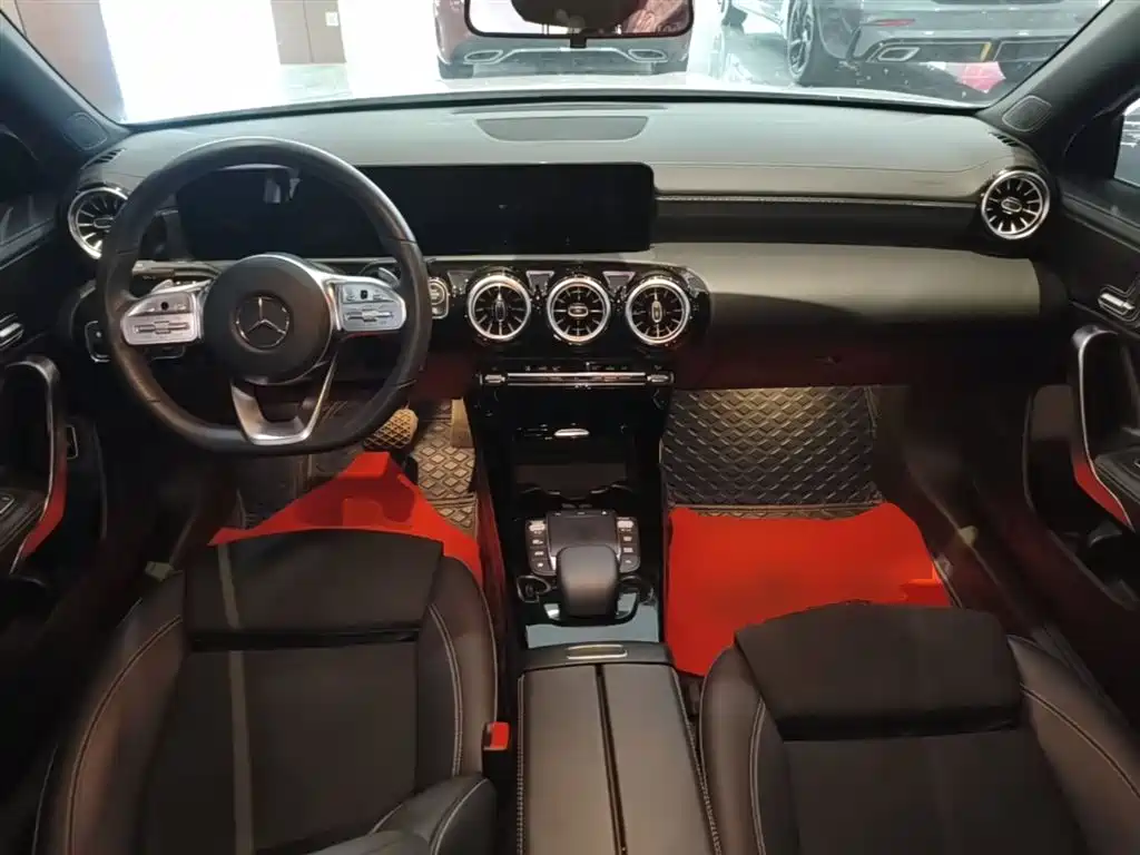 MERCEDES-BENZ CLASS A