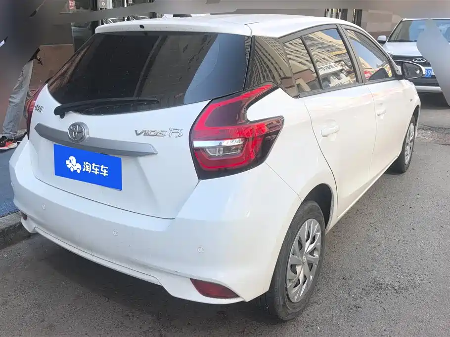 Toyota Vios FS 2021 1.5L CVT Fengchi Edition фото 3