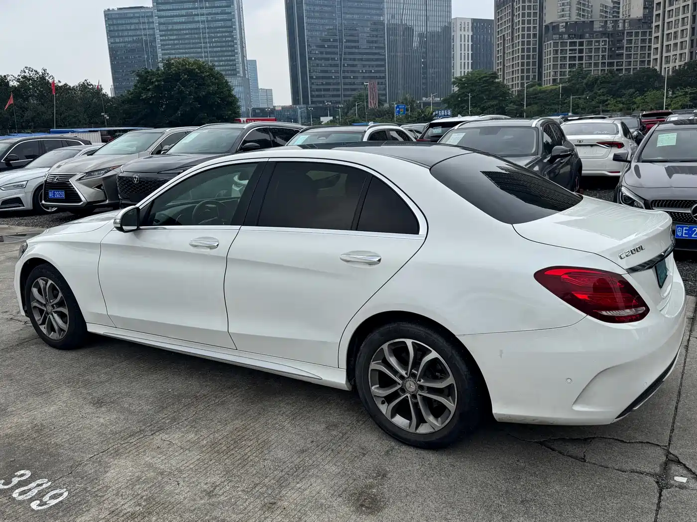 Mercedes-Benz C-Class 2015 C 200 L Sport фото 5