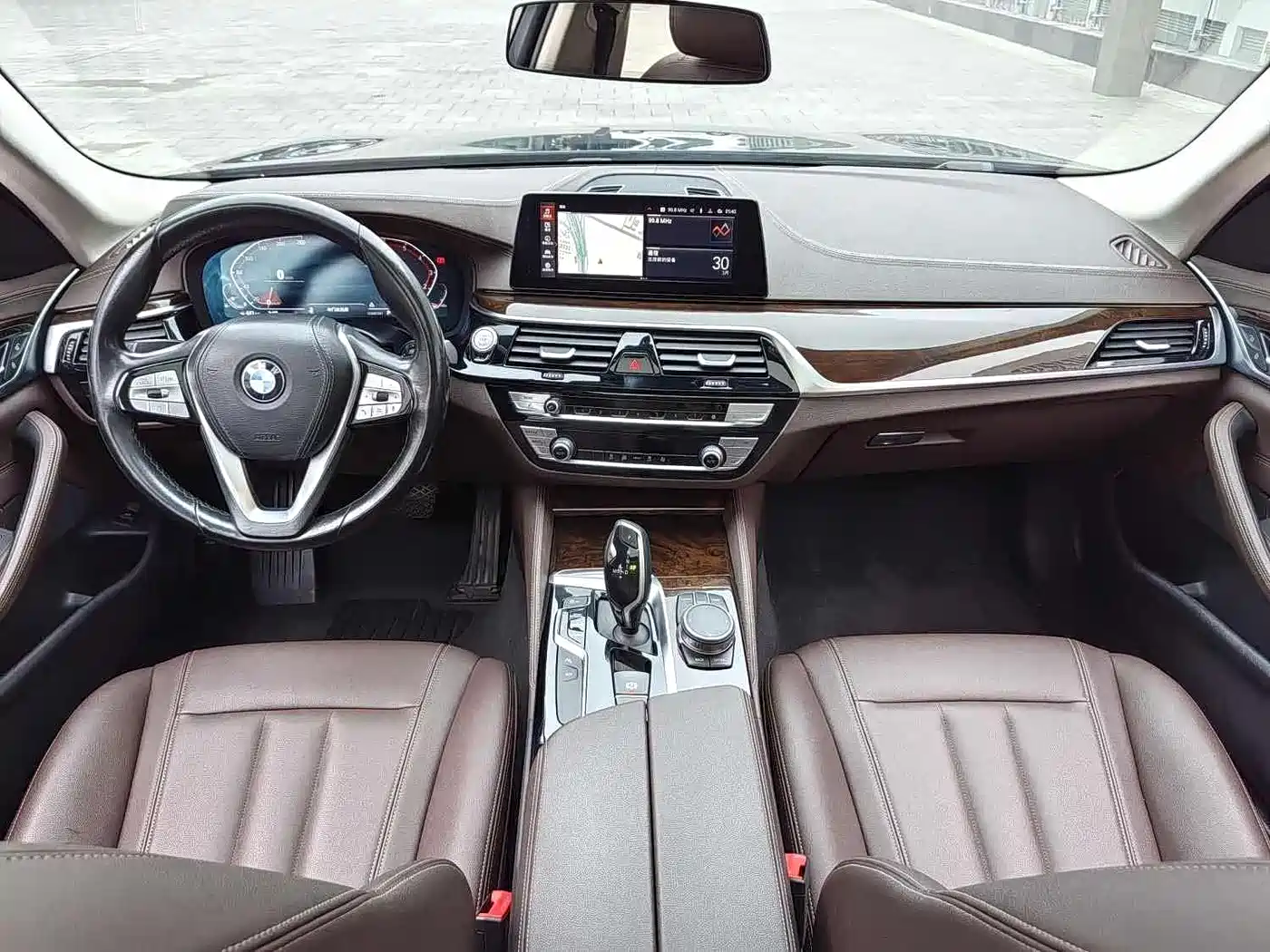 BMW 5 Series 2020 525Li Luxury Package фото 7