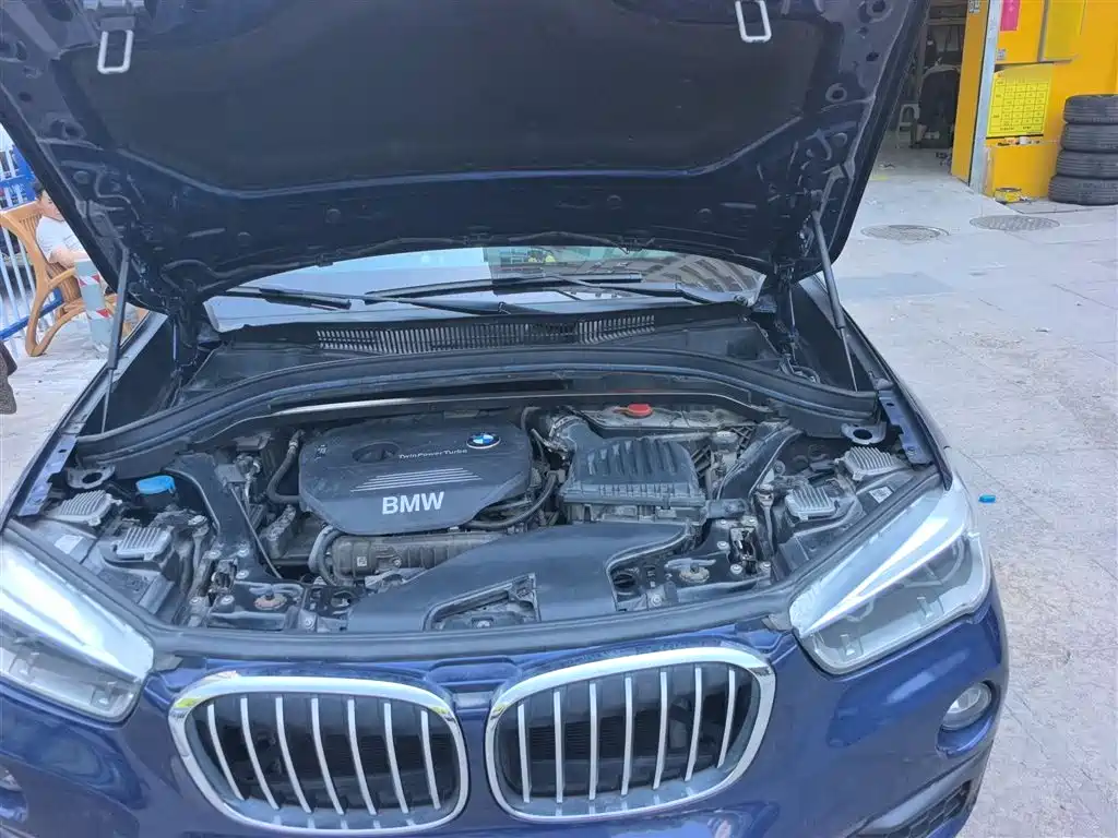 BMW X1 2016 sDrive18Li Premium Model фото 23