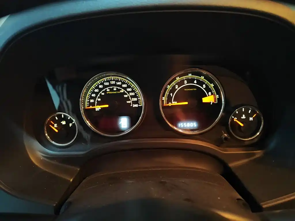 Jeep Compass (Import) 2015 2014 Facelift 2.4L 4WD Luxury Navigation Edition