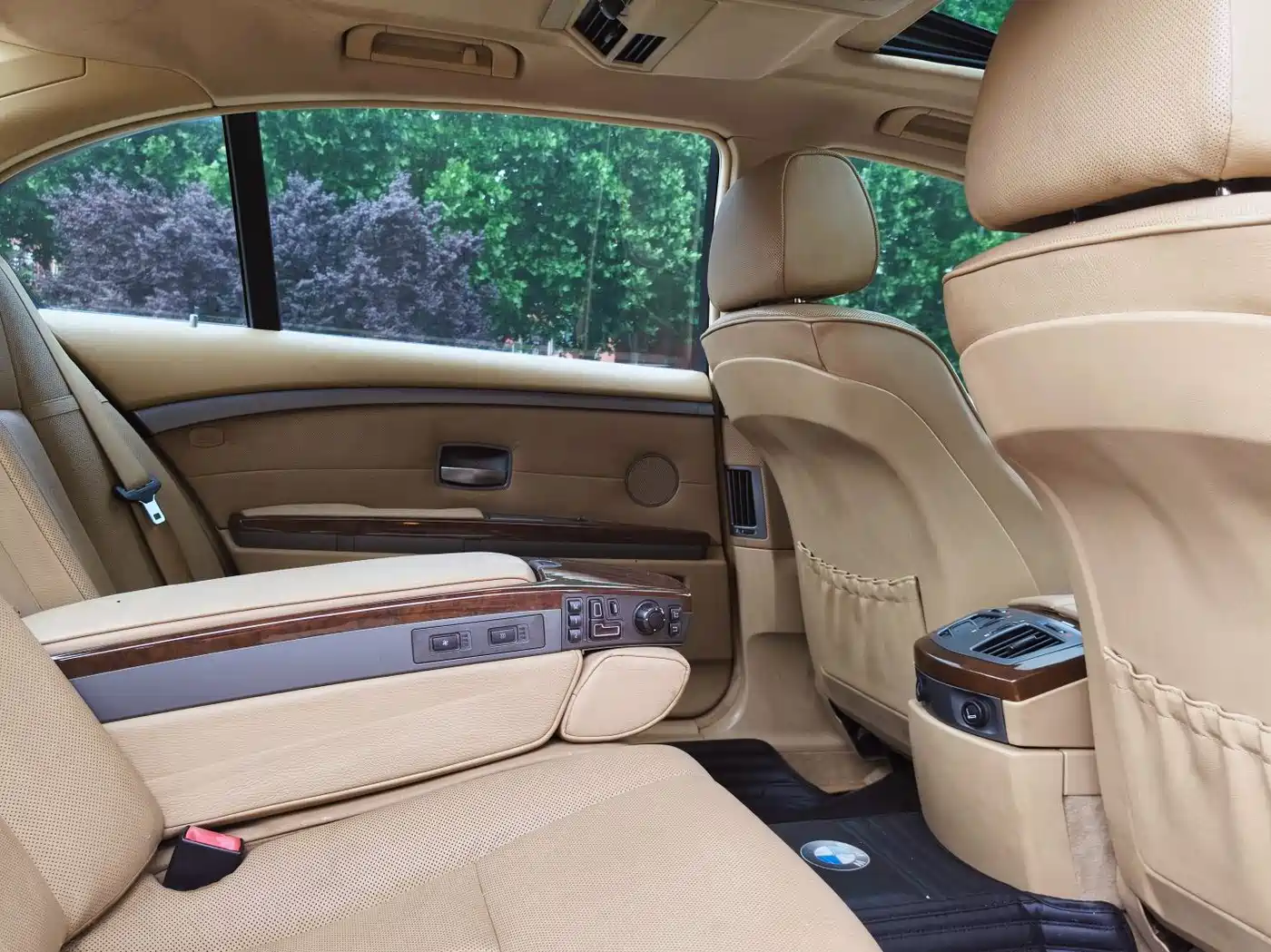 BMW 7 Series 2005 Model 730Li фото 23