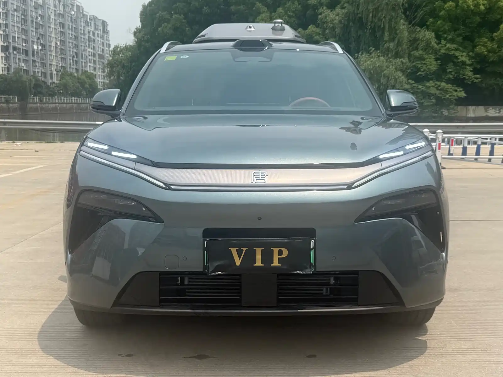 Фото 1 - BYD Tang L