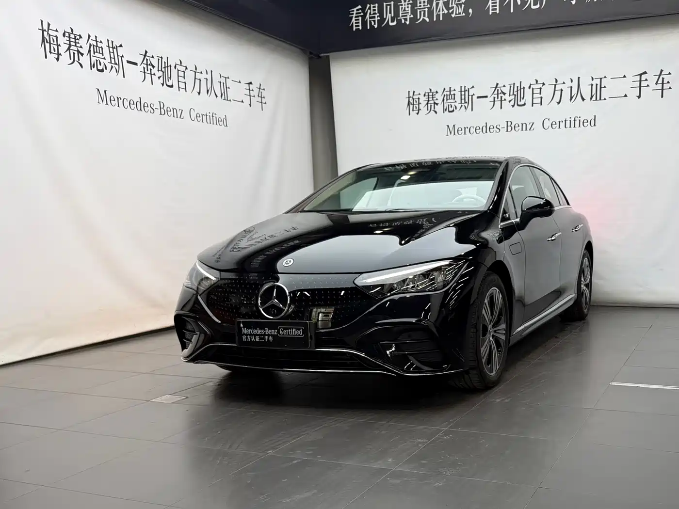 Mercedes-Benz EQE 2025 500 4MATIC Pioneer фото 2
