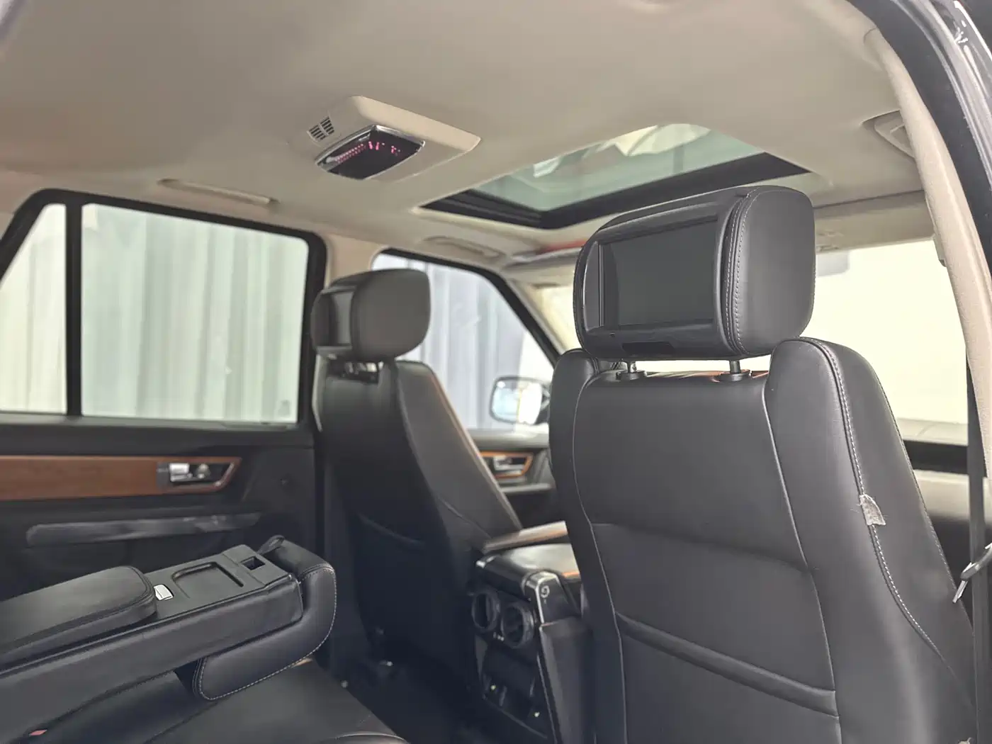 Land Rover Range Rover Sport 2013 5.0 NA V8 HSE фото 33