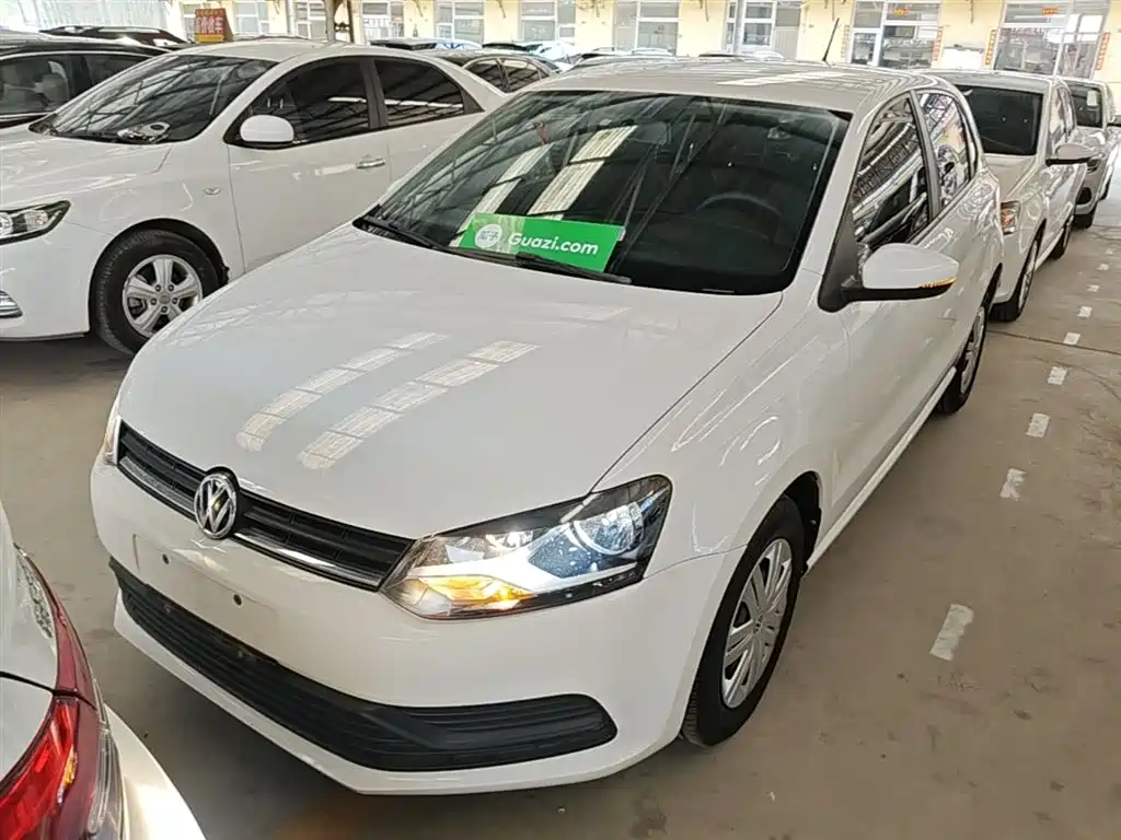 Volkswagen Polo 2018 1.5L Auto Safe Drive фото 3