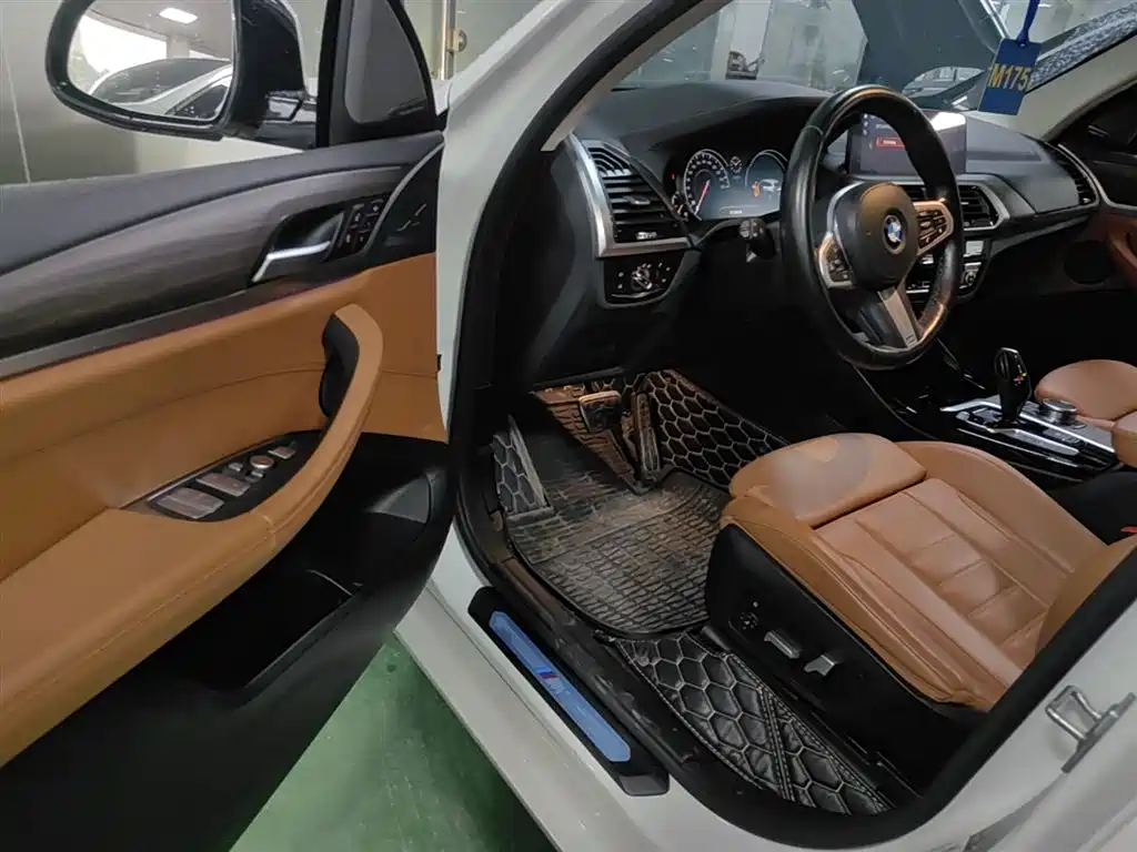 BMW X3 2018 xDrive30i Leading M Sport Package China V фото 16