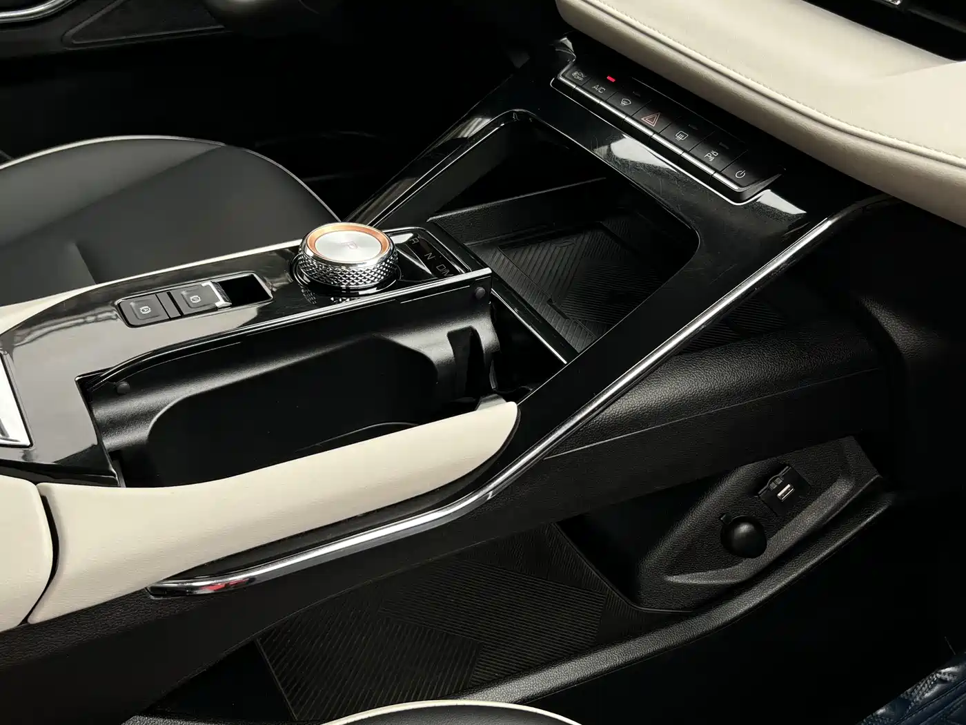 Haval H6 2022 3rd Gen 1.5T Auto 2WD Max фото 9