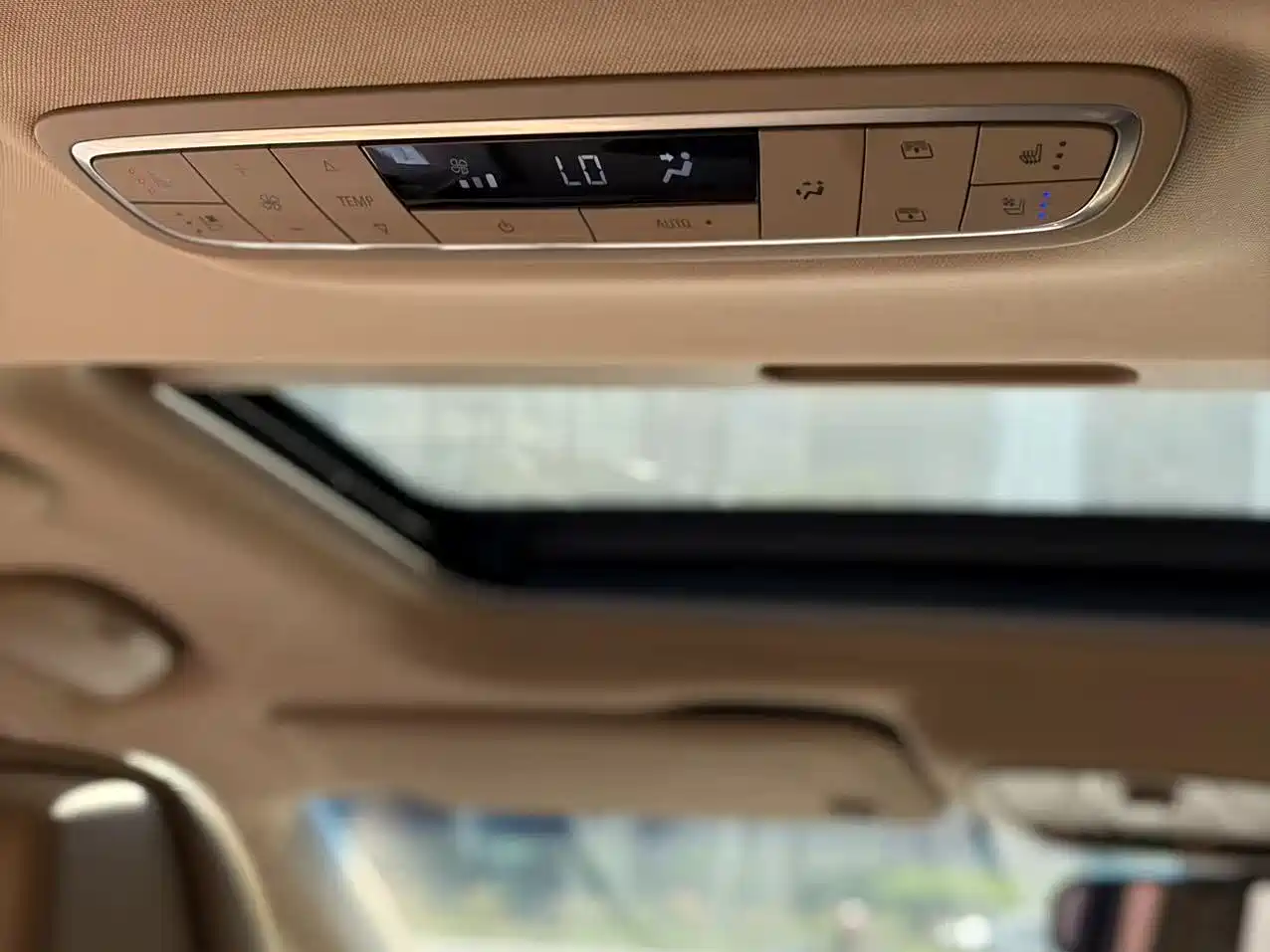 Buick GL8 2017 ES 28T Flagship China V фото 9