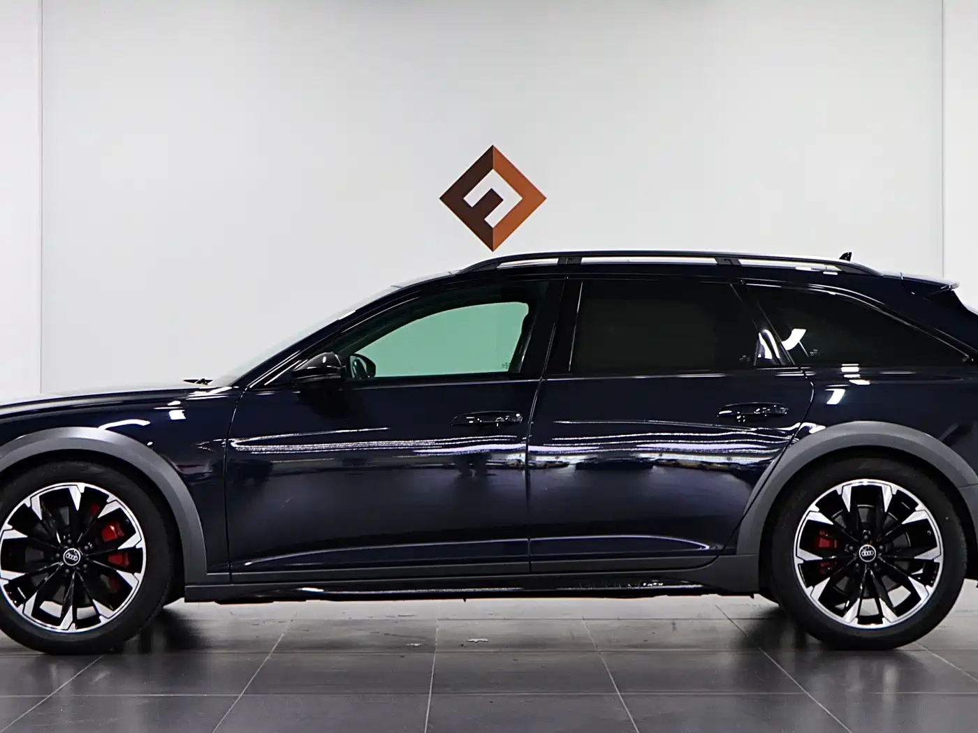 Audi A6 (Import) 2022 allroad quattro Explorer 55 TFSI Premium Off-road фото 7
