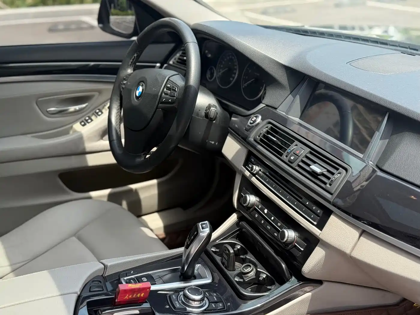 BMW 5 Series 2012 520Li Elegance фото 9